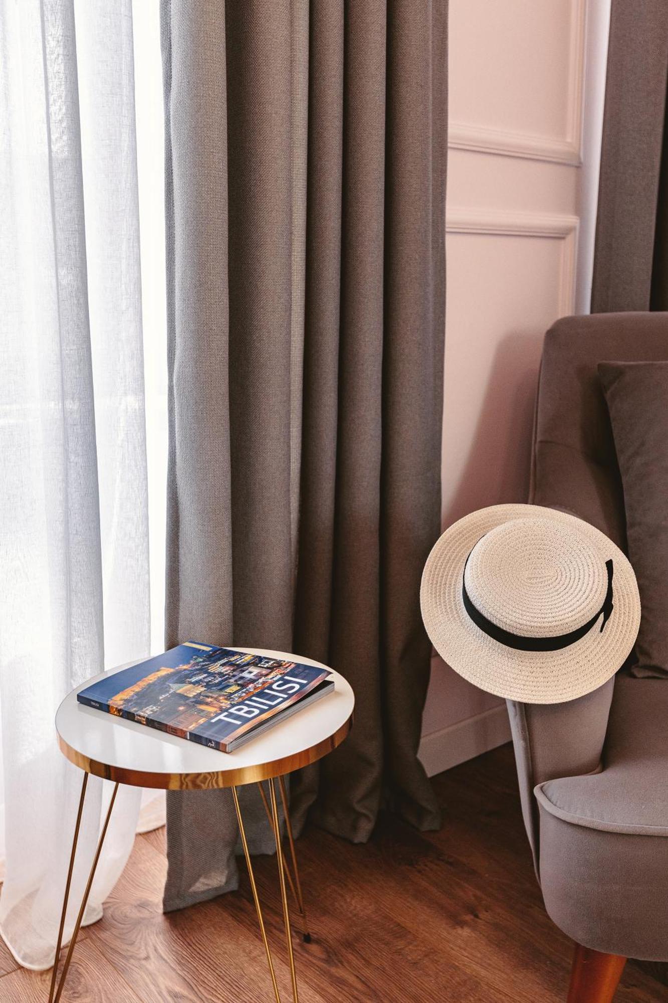 Boutique Hotel Manufactura Tbilissi Extérieur photo